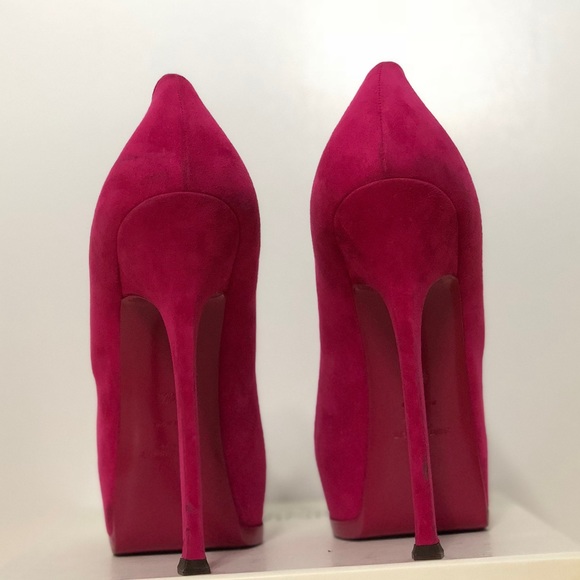 Yves Saint Laurent Tribtoo Pumps - Picture 7 of 8